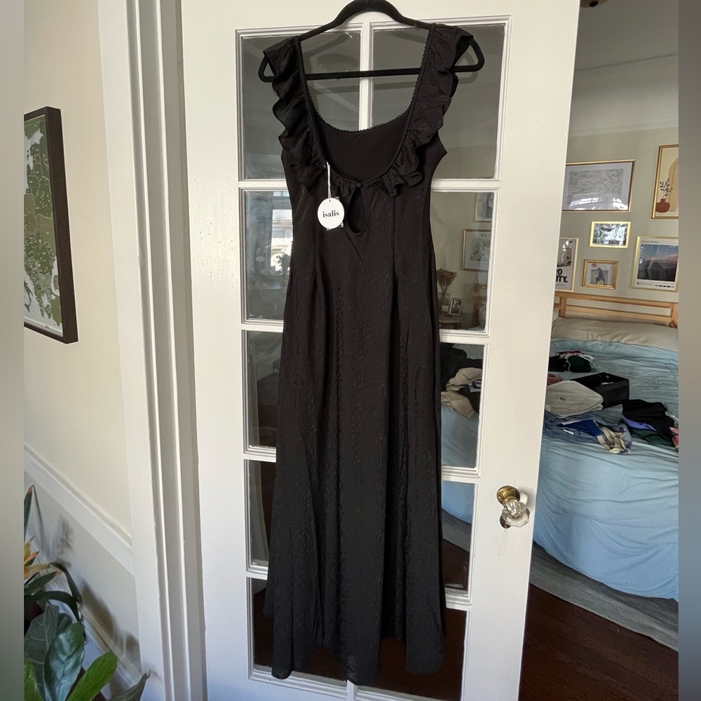 NWT Isalis Black Floral Print Maxi Dress!